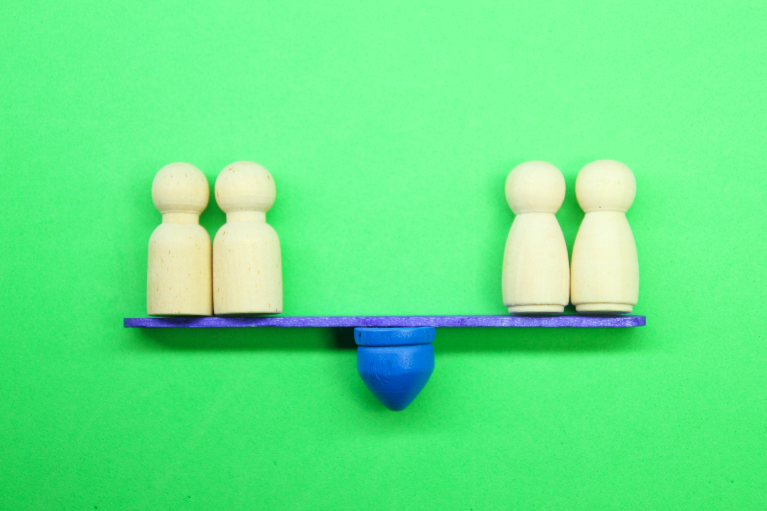Descubre cómo estas tres empresas líderes en Latinoamérica han logrado implementar políticas de paridad con éxito en sus espacios laborales.